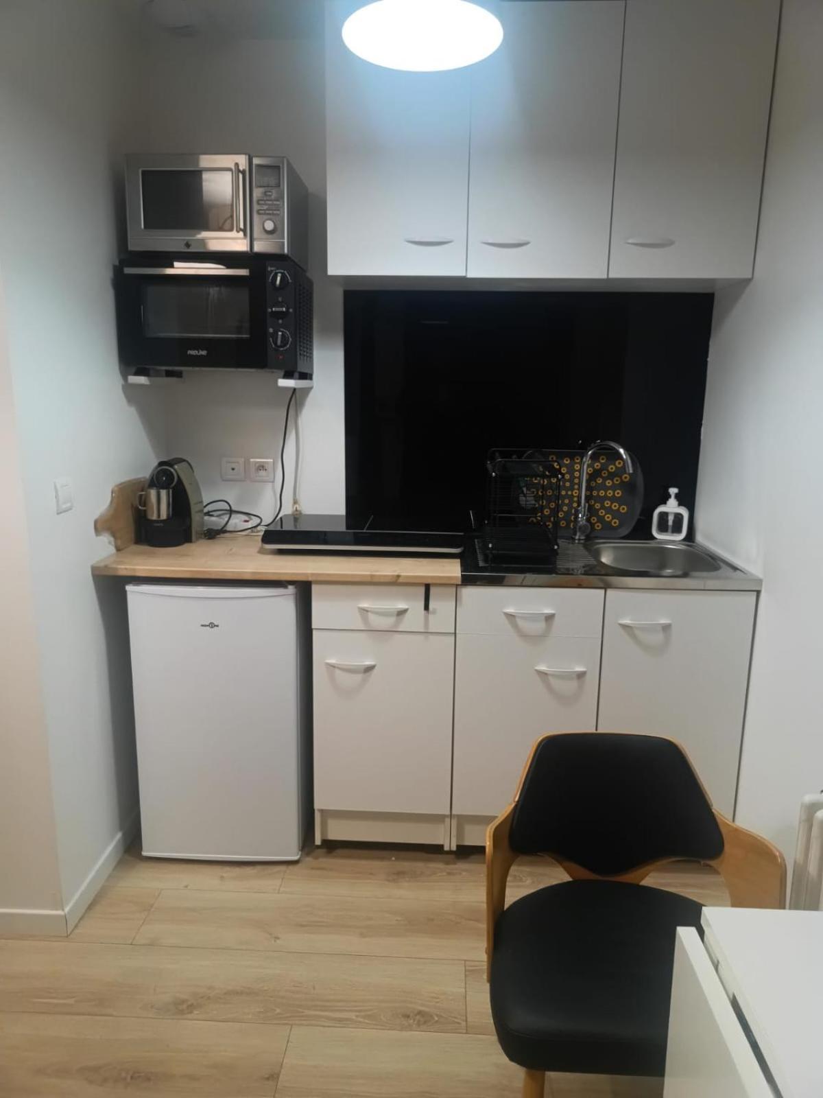 Studio Quartier Hopital Et Universite Льо Ман Екстериор снимка